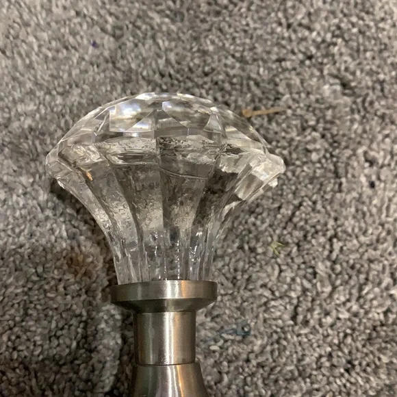 Decorative Crystal Clear Door Knobs - Picture 2 of 5